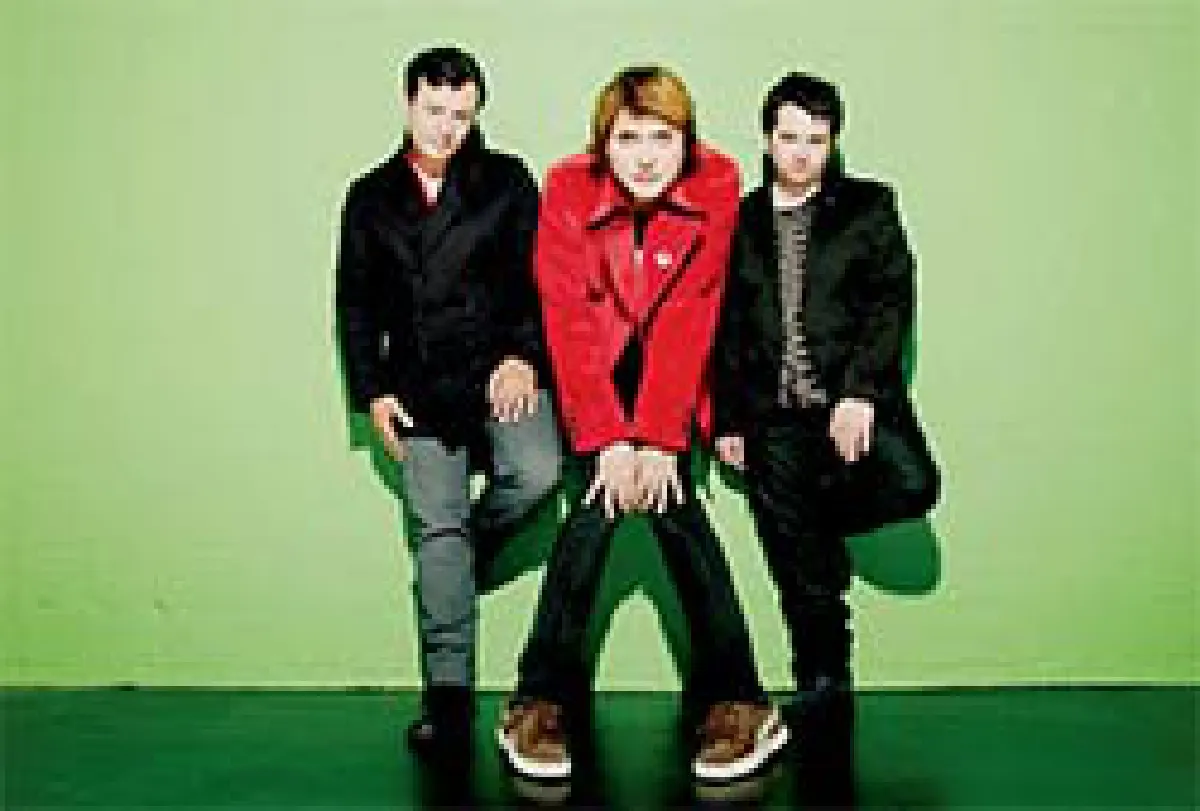 สี่สิบยังแจ๋ว แมนิก สตรีต พรีเชอร์ส