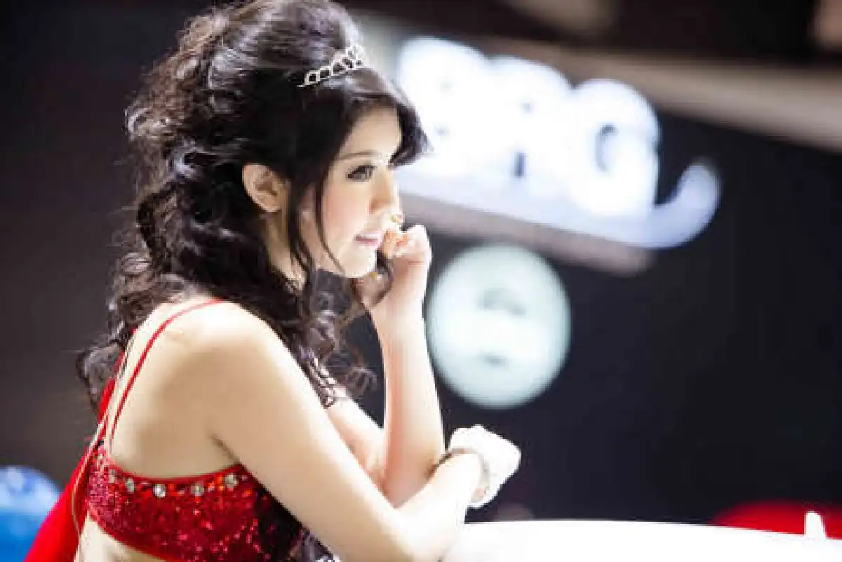 พริตตี้มิตซูฯคว้าขวัญใจมหาชน