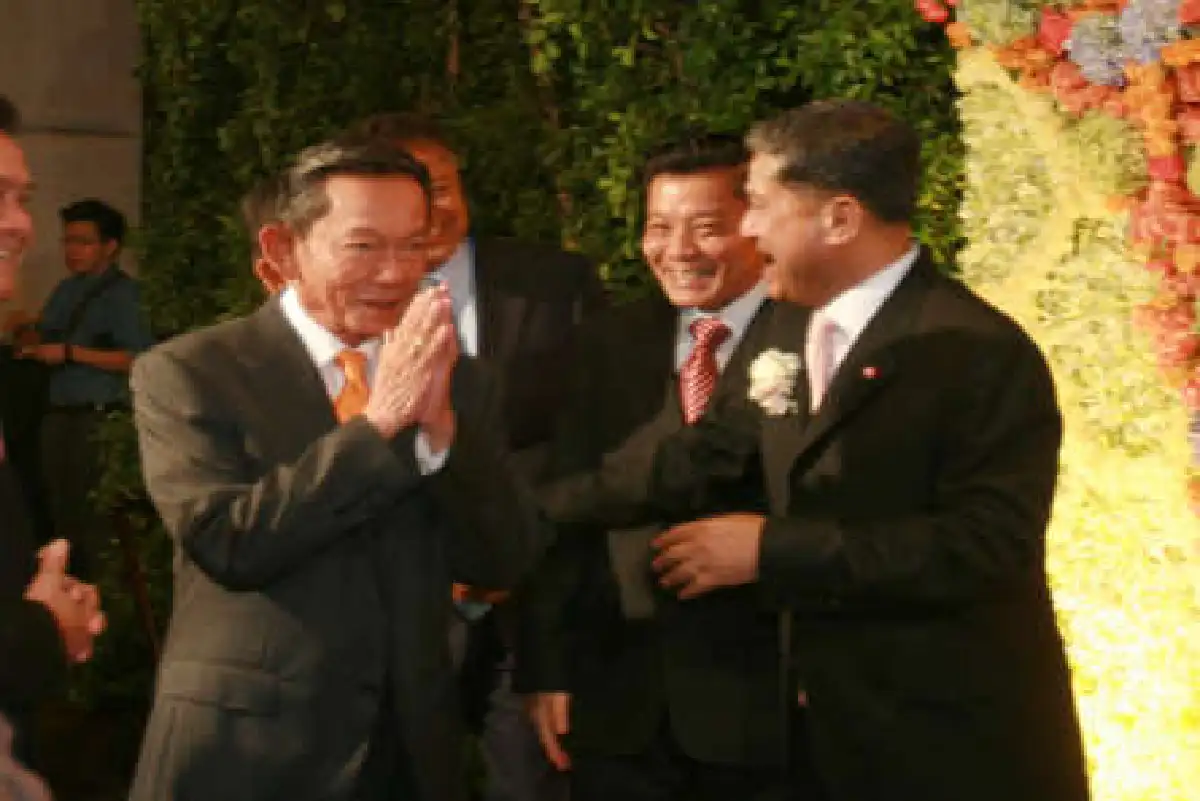 งานแต่งลูกเฉลิมคึกคักสส.เพื่อไทยแห่ร่วม