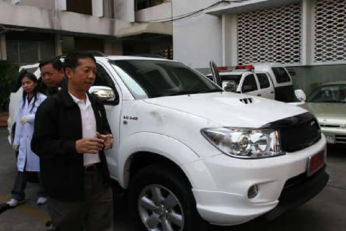 ออกหมายจับมือยิงกัปตันบินไทยแล้ว