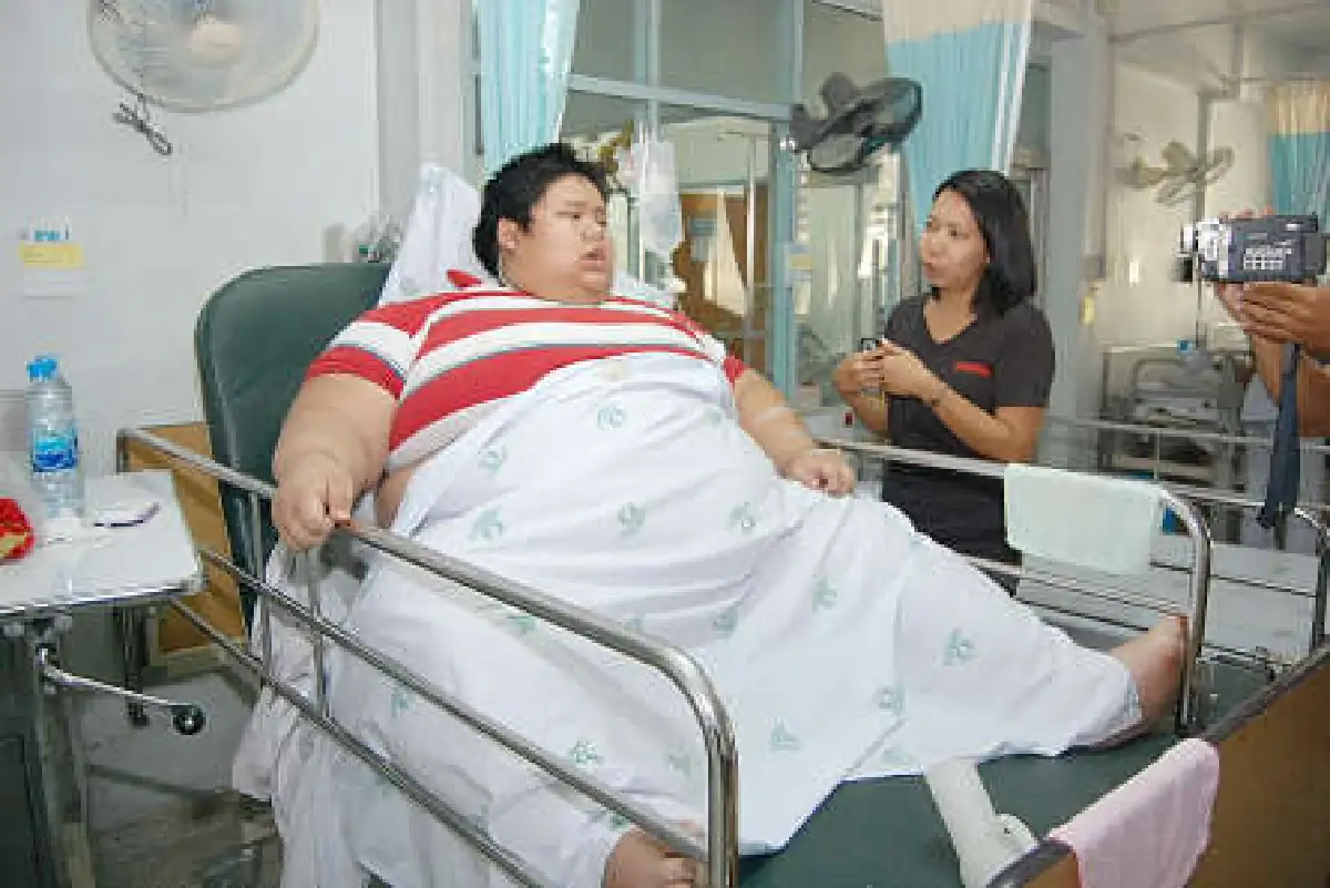 พบเด็กชายอ้วนเกือบ300กก.วอนผู้ใจบุญช่วย