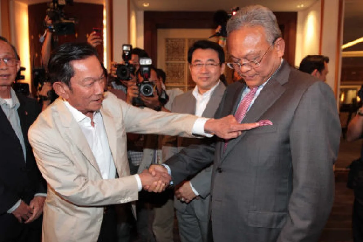 มาร์คขอพรรคร่วมทำงานหนักเร่งดันผลงาน4เดือน