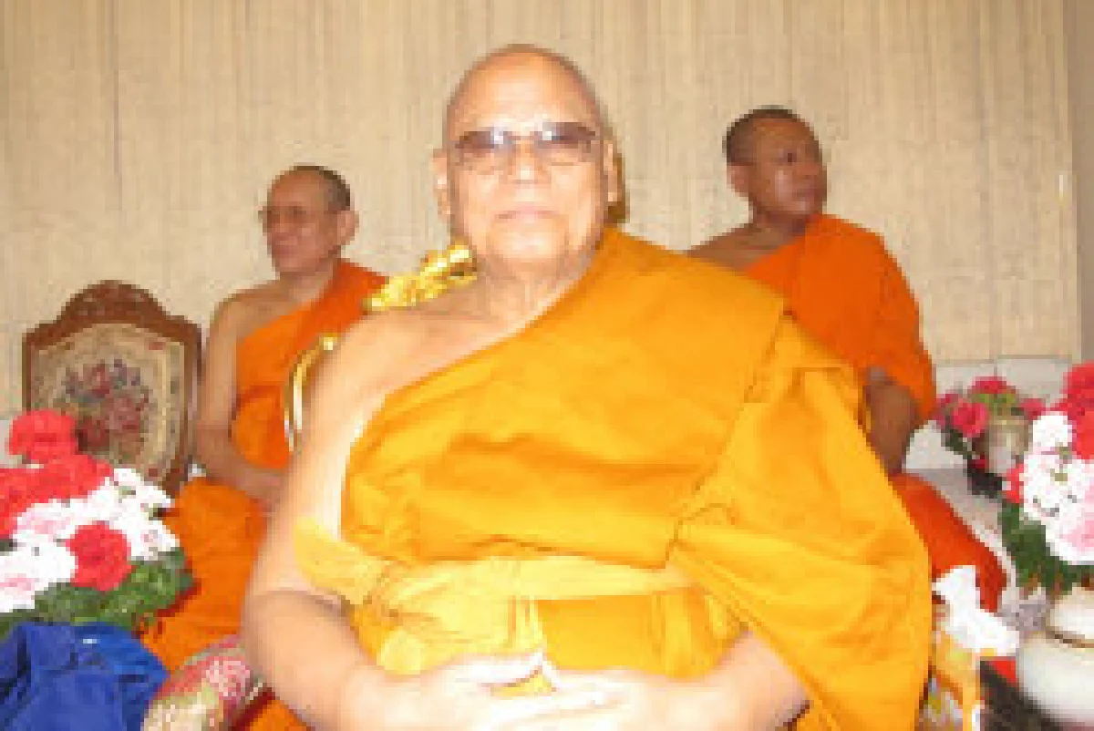 การถวายมหาสังฆทานในวันเกิด พระพรหมโมลี