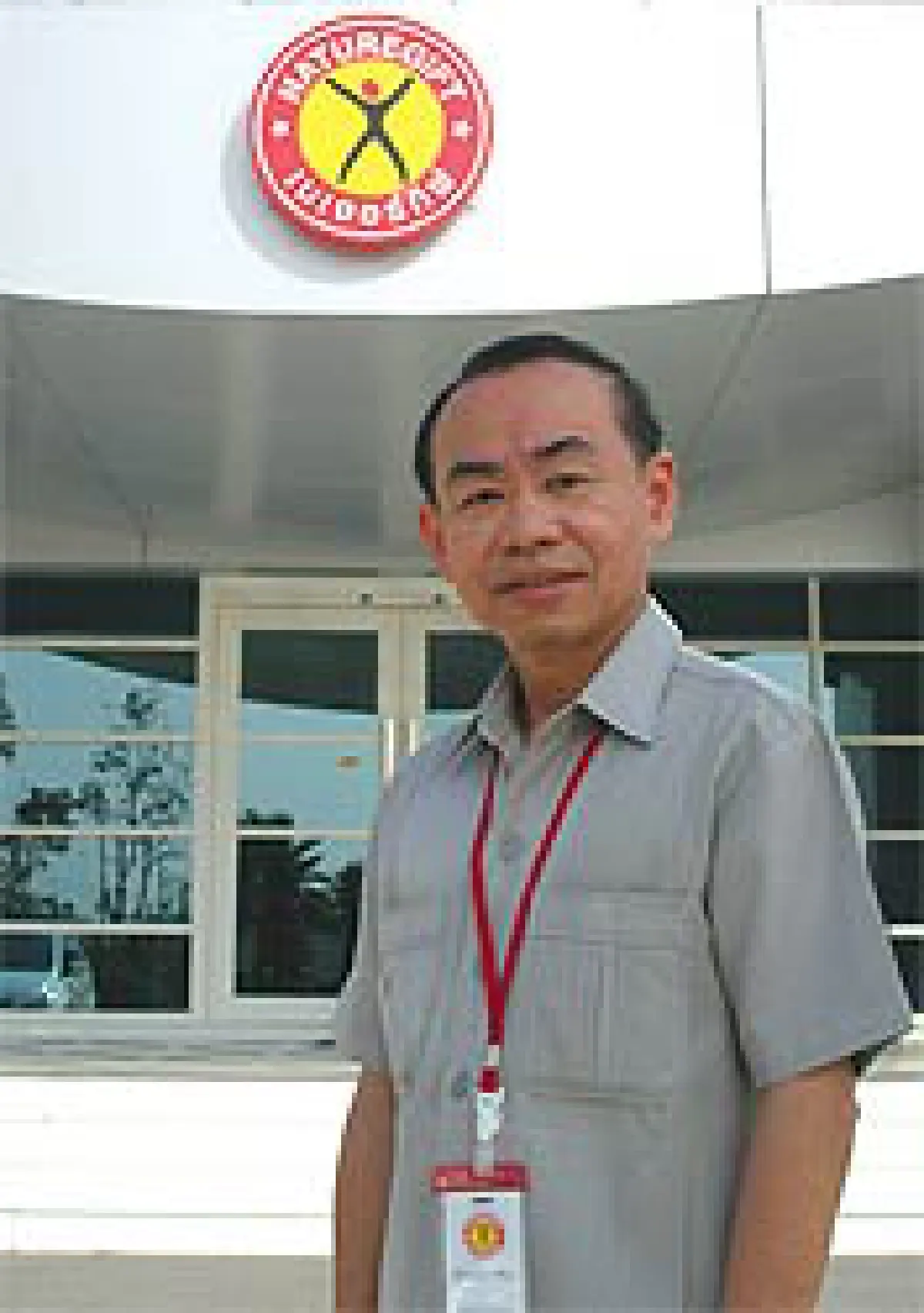 จากเด็กสลัมสู่เศรษฐีพันล้าน ตำราสู้ชีวิต ดร.กฤษฏา จ่างใจมนต์