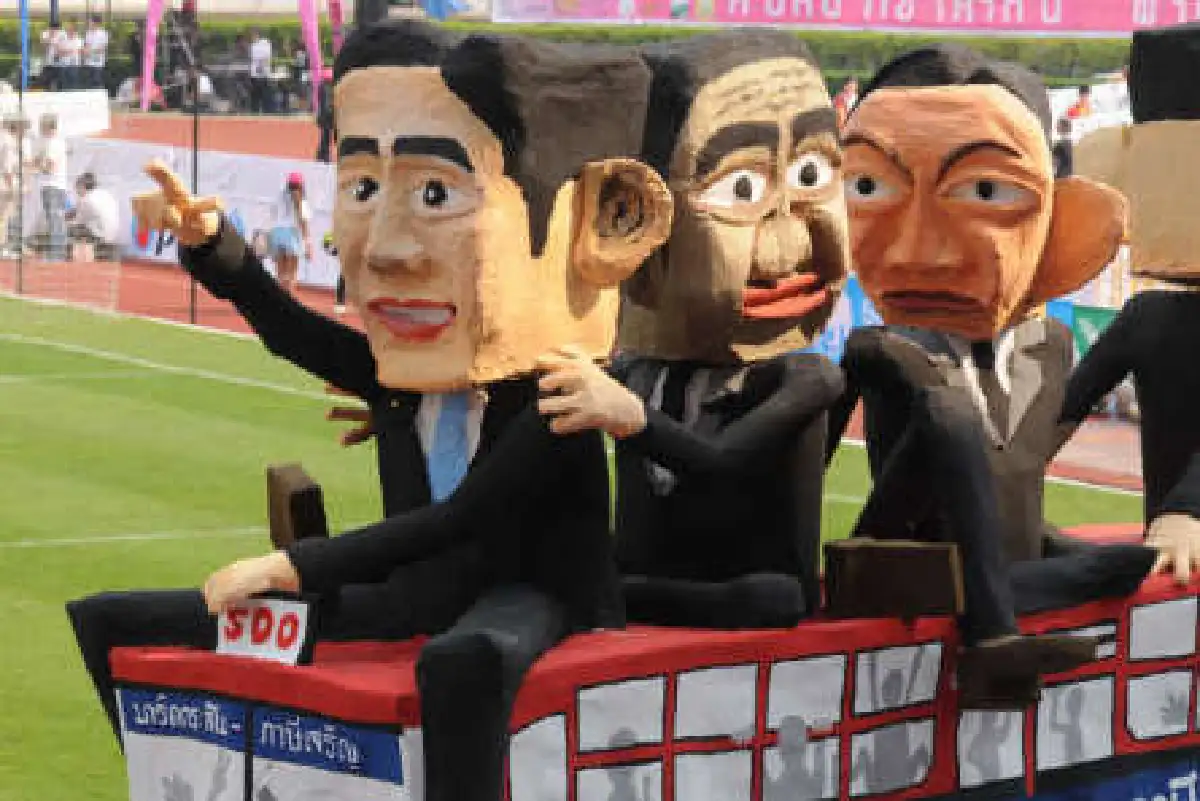 จุฬาฯอัดมธ.3-1ซิวถ้วยบอลประเพณี