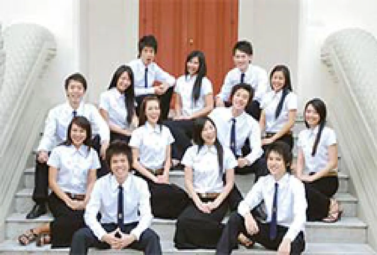 ซาวเสียงดาวมหา’ลัย ชุดนักศึกษาไทยเซ็กซี่จริงอ่ะ?