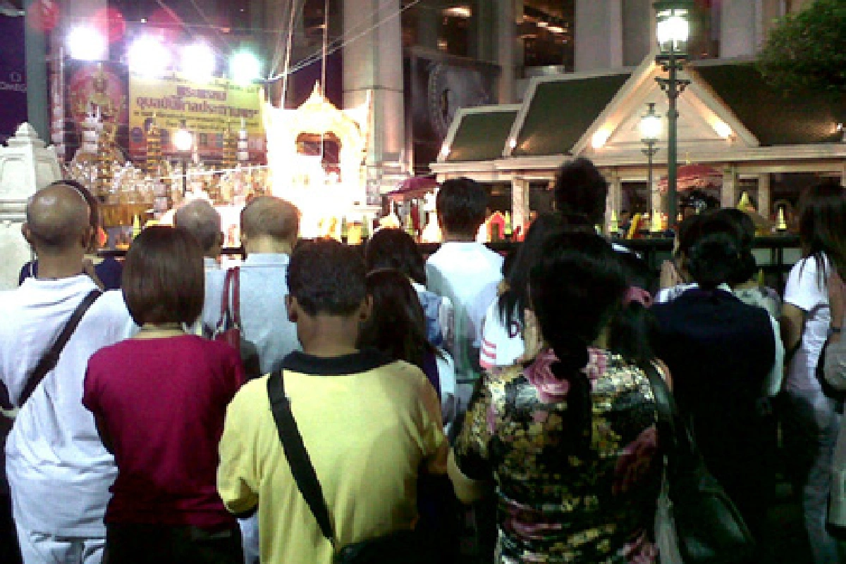 แห่ร่วมงานเททองพระพรหมฯ
