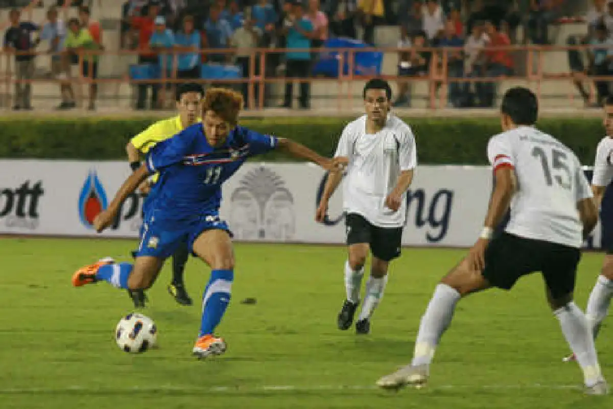แข้งไทยเฉือนปาเลสไตน์ 1-0
