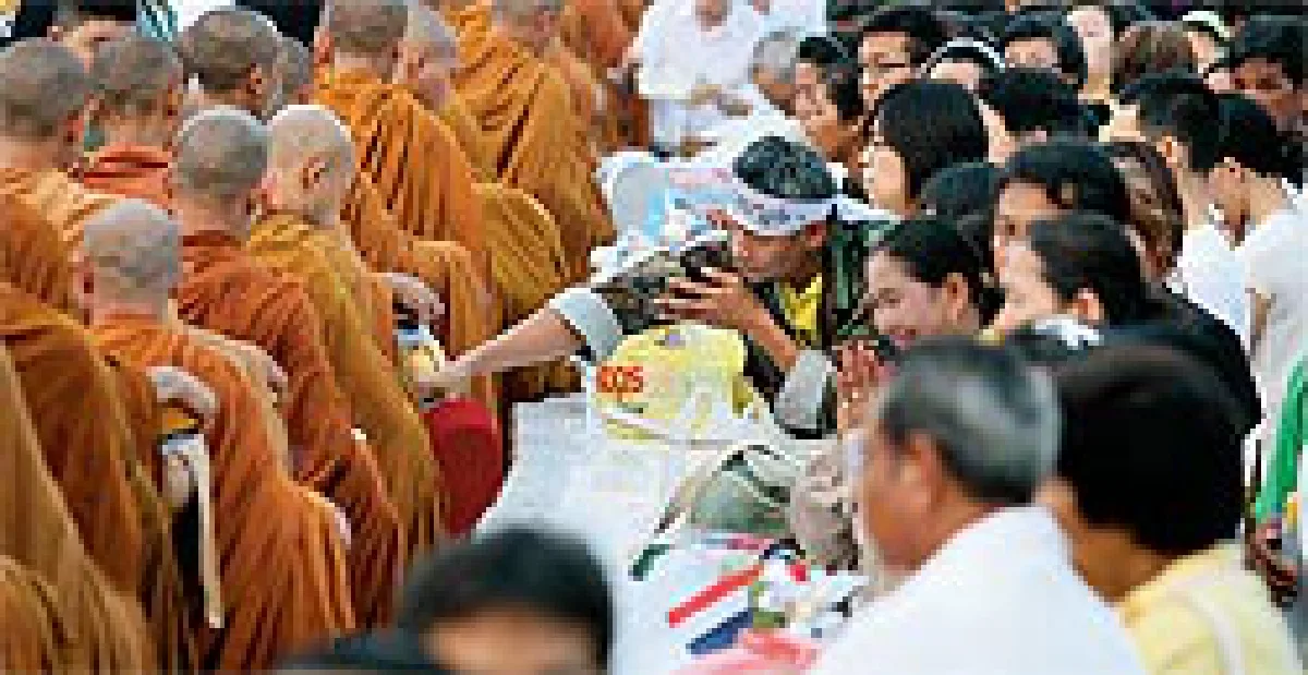 พระสงฆ์ปลอมเกลื่อนทำลายศรัทธาชาวพุทธ