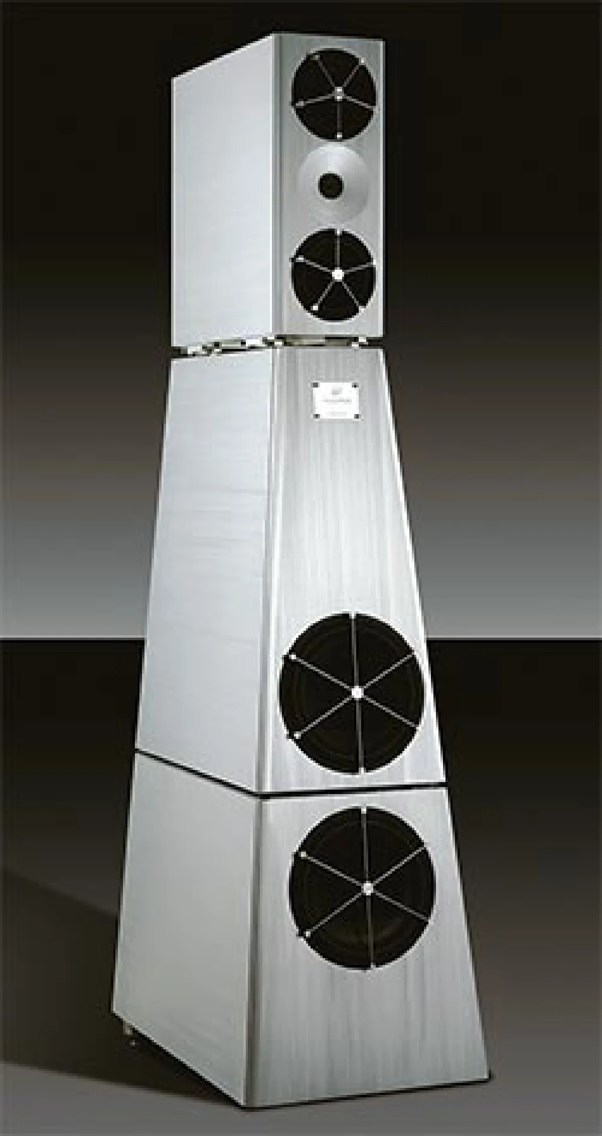 เทรนด์ 3D สุดฮอต พลิกโฉมตลาดเอวีไทย