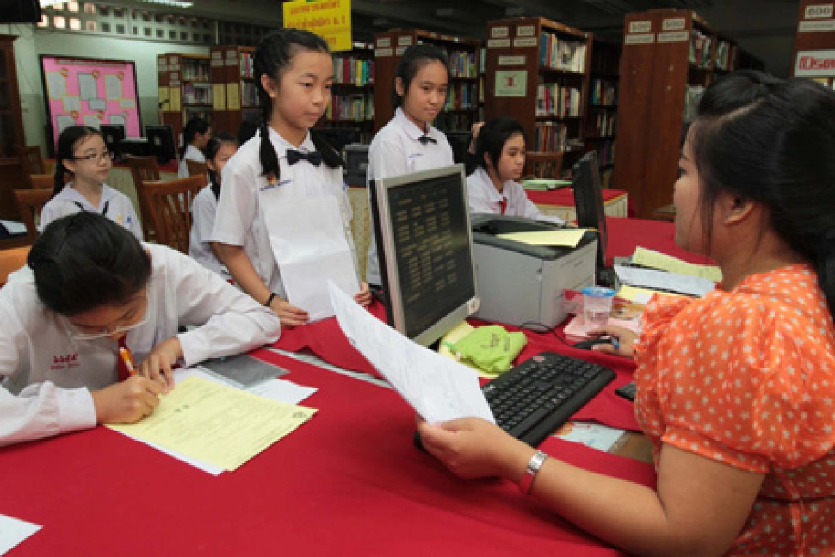 ศธ.ตรวจเข้มรับสมัครม.1-ม.4วันแรก