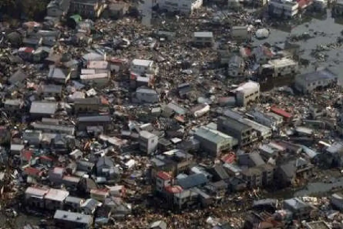 ประมวลภาพหลังแผ่นดินไหว-สึนามิถล่มญี่ปุ่น