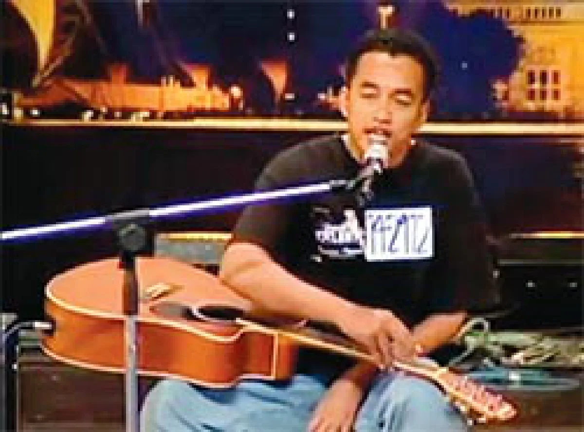 แขนพิการ แต่ใจสู้เกินร้อย