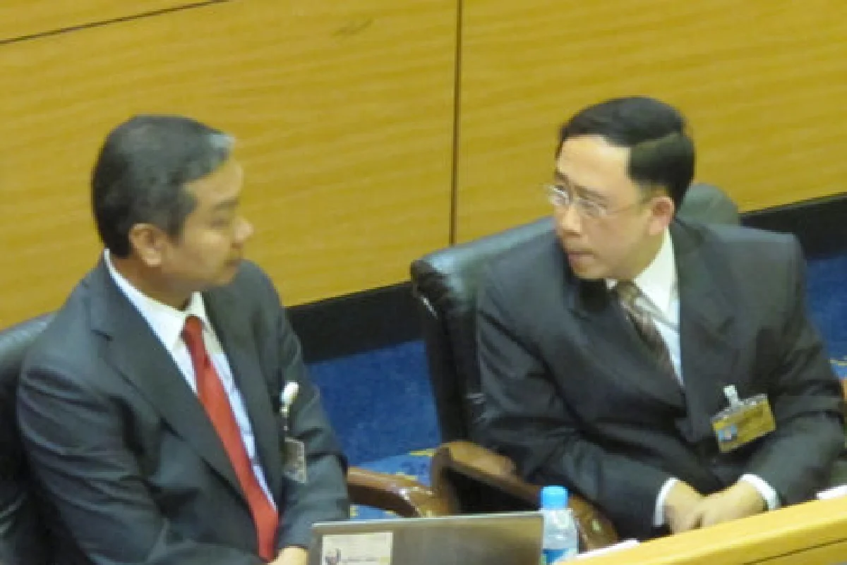 ศึกซักฟอกรัฐบาลเริ่มแล้ว
