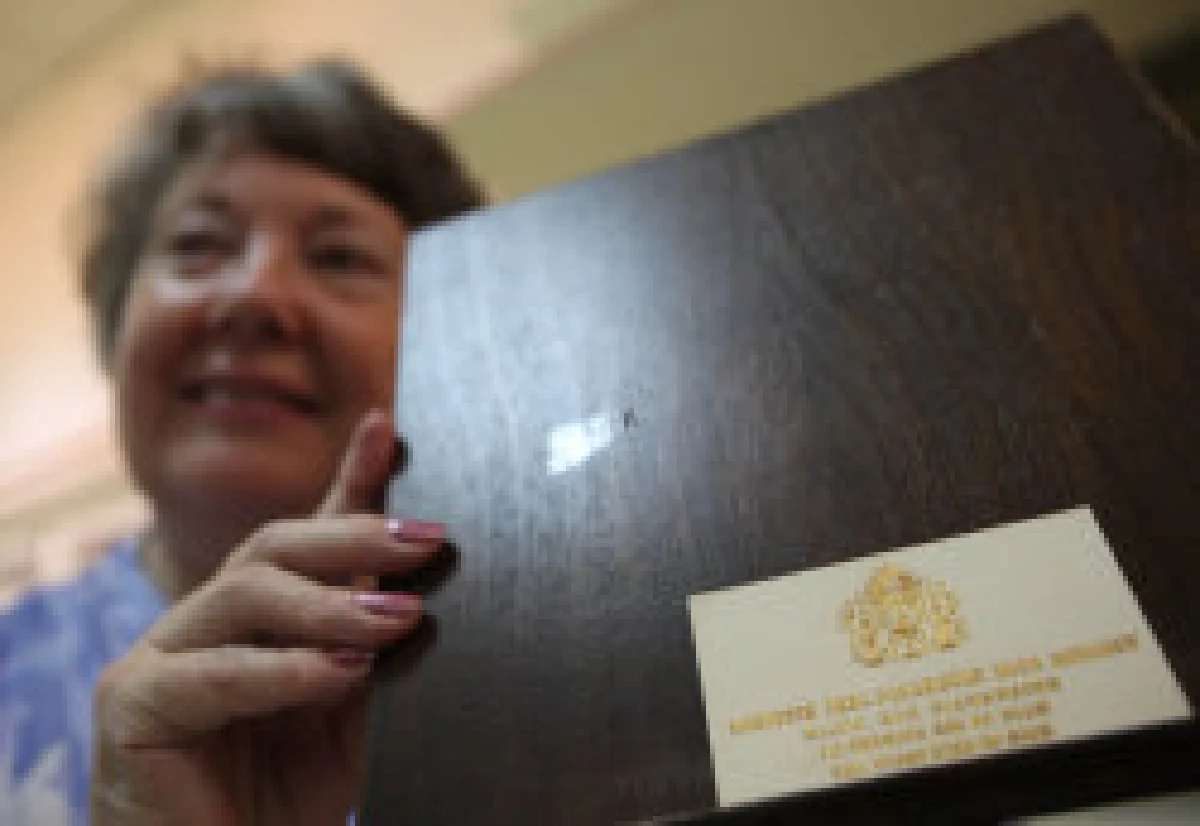 จุฬาฯเปิดให้ชม!บัตรพระนามในหลวงรัชกาลที่4อายุ150ปี