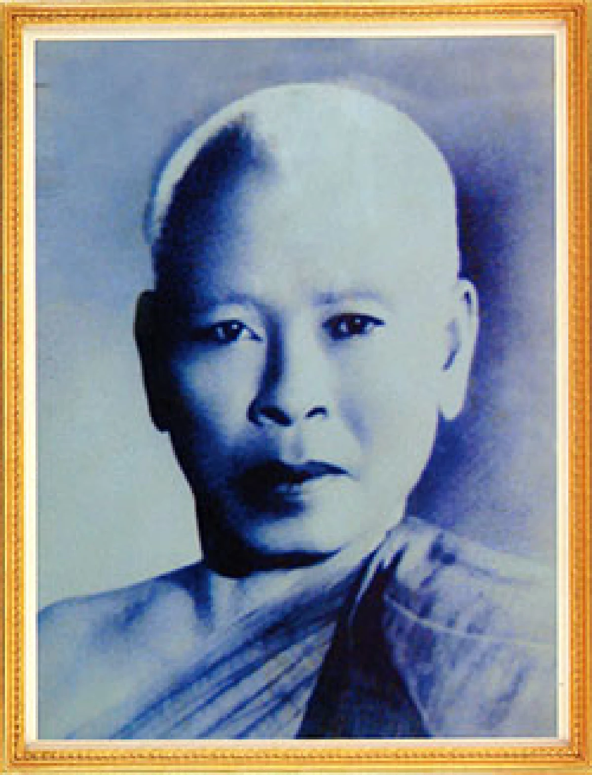 พระพรหมโมลี (สมศักดิ์) รองสมเด็จ เป็นเจ้าคณะใหญ่หนกลาง