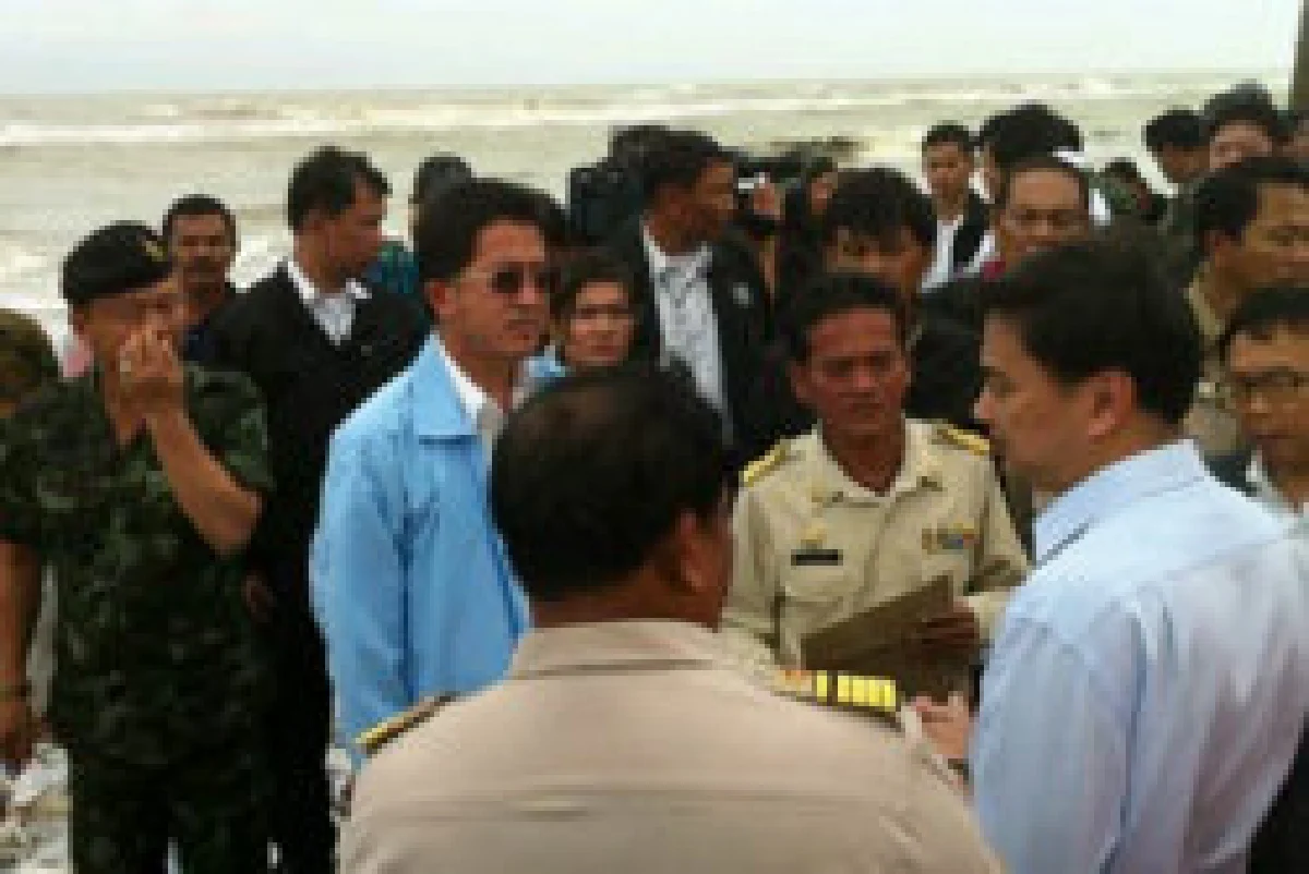 มาร์คเร่งช่วยชาวบ้านตะลุมพุก