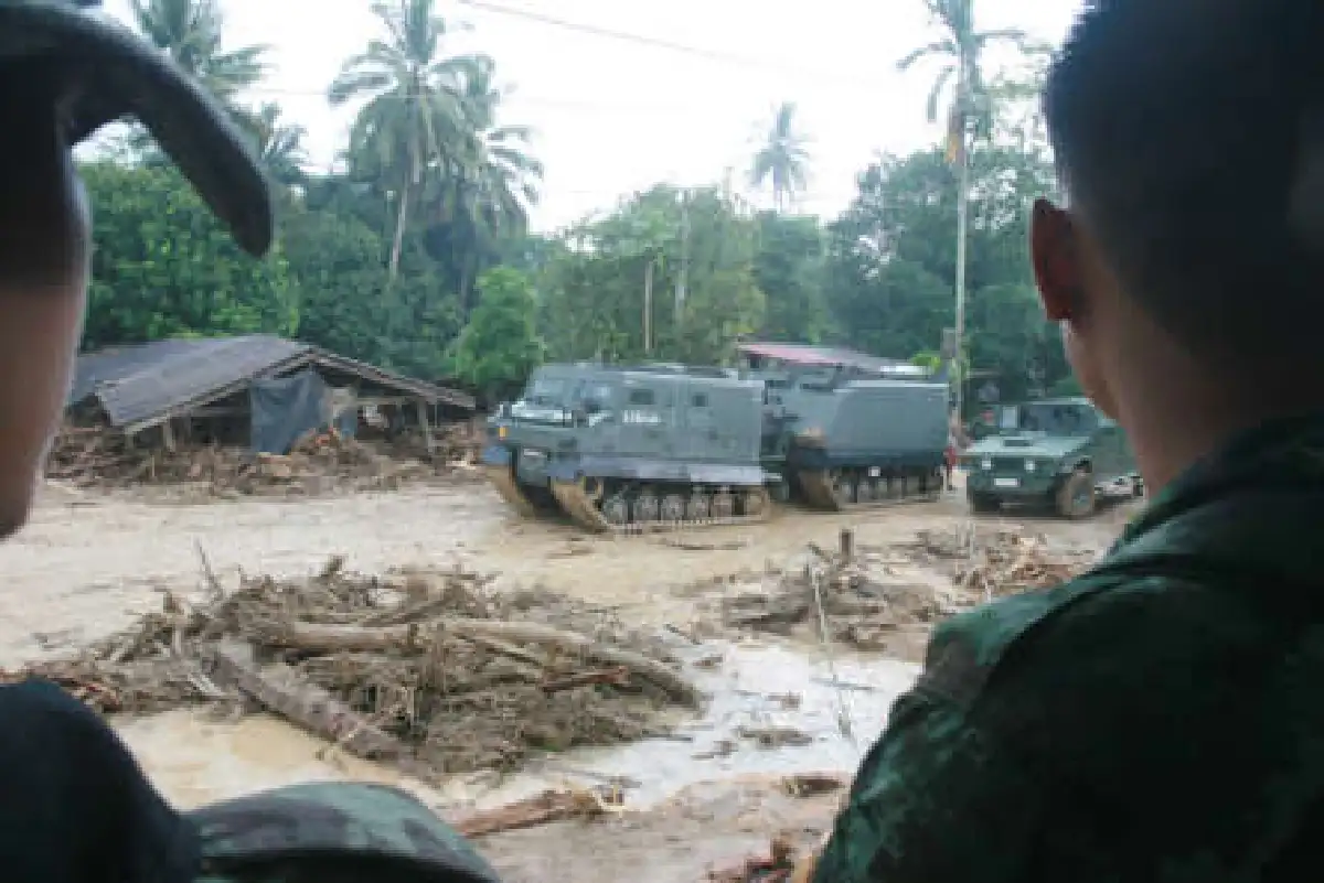 ยอดตายดินถล่มเขาพนมเพิ่มเป็น5ราย