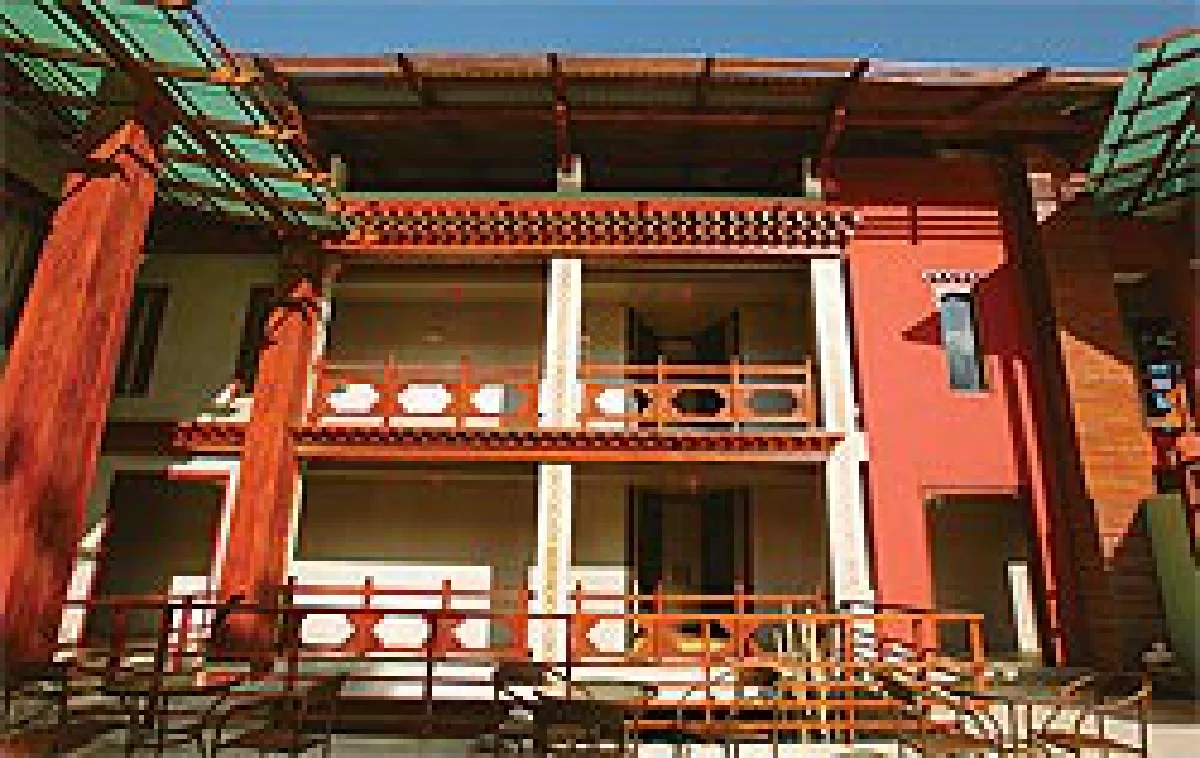 สวรรค์กลางอ้อมกอดทิวเขา The Haven Paro