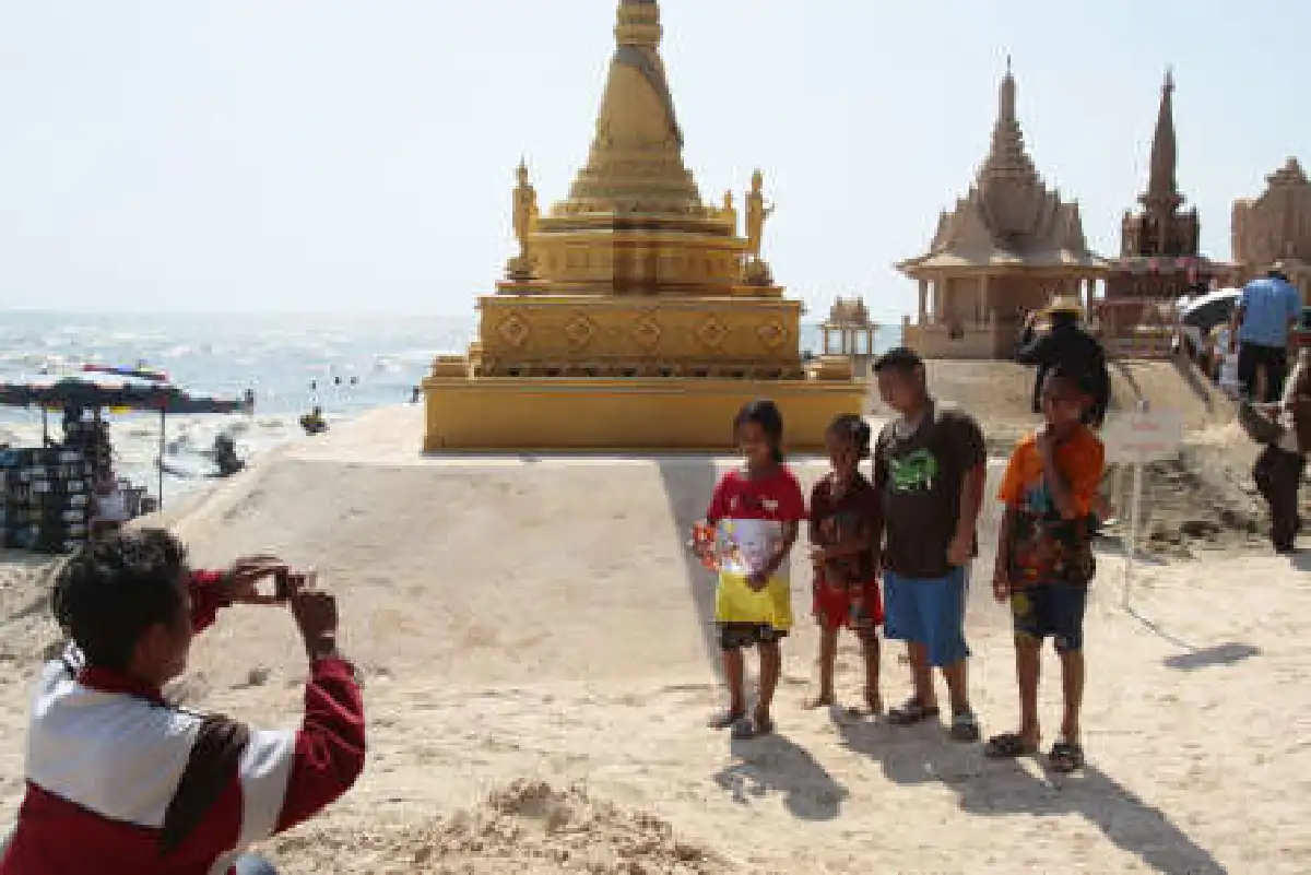บางแสนจัดก่อพระสาย84กอง