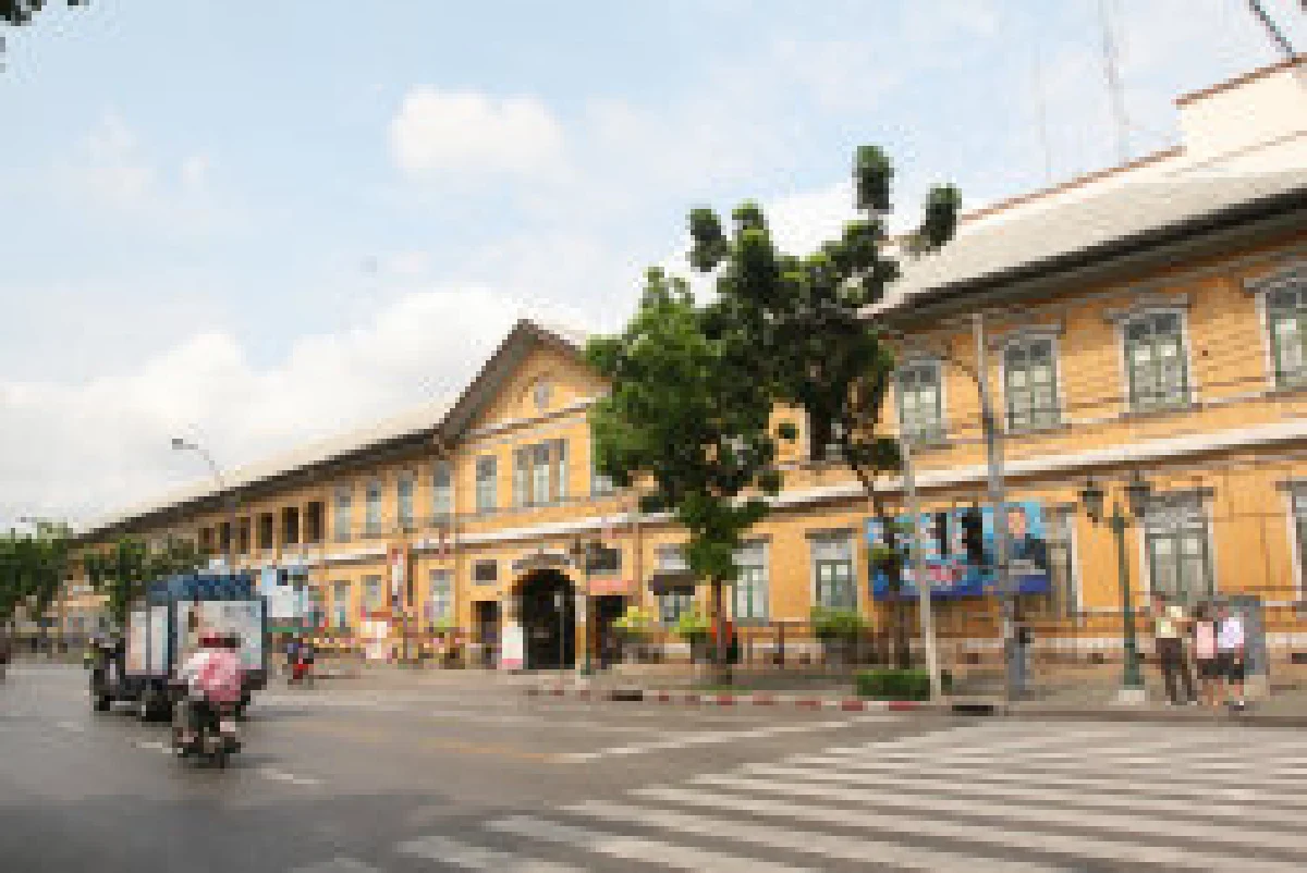 ศตวรรษรำลึก...ตึกยาวแห่งความทรงจำ