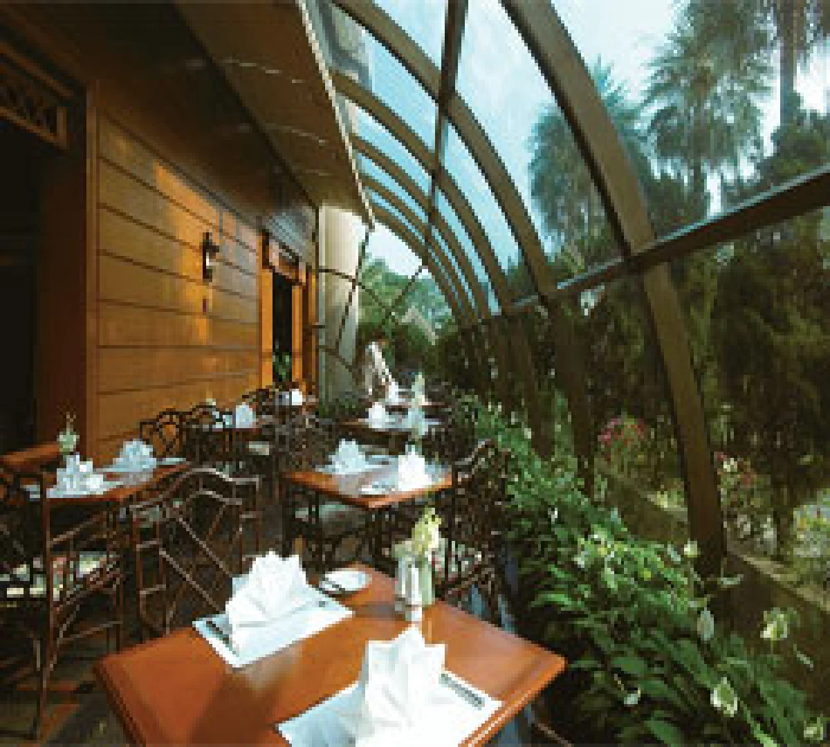 พูลแมน งามหลาย