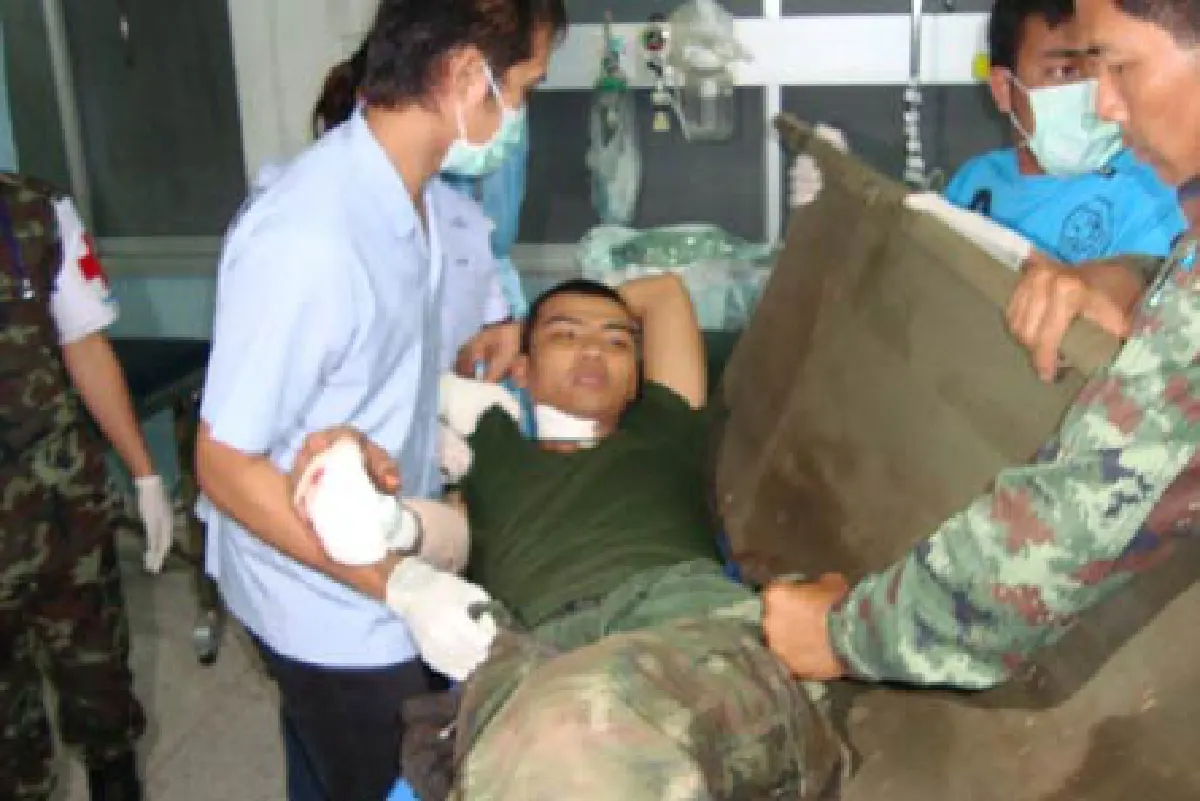 ไทยเขมรปะทะอีกทหารเจ็บ4