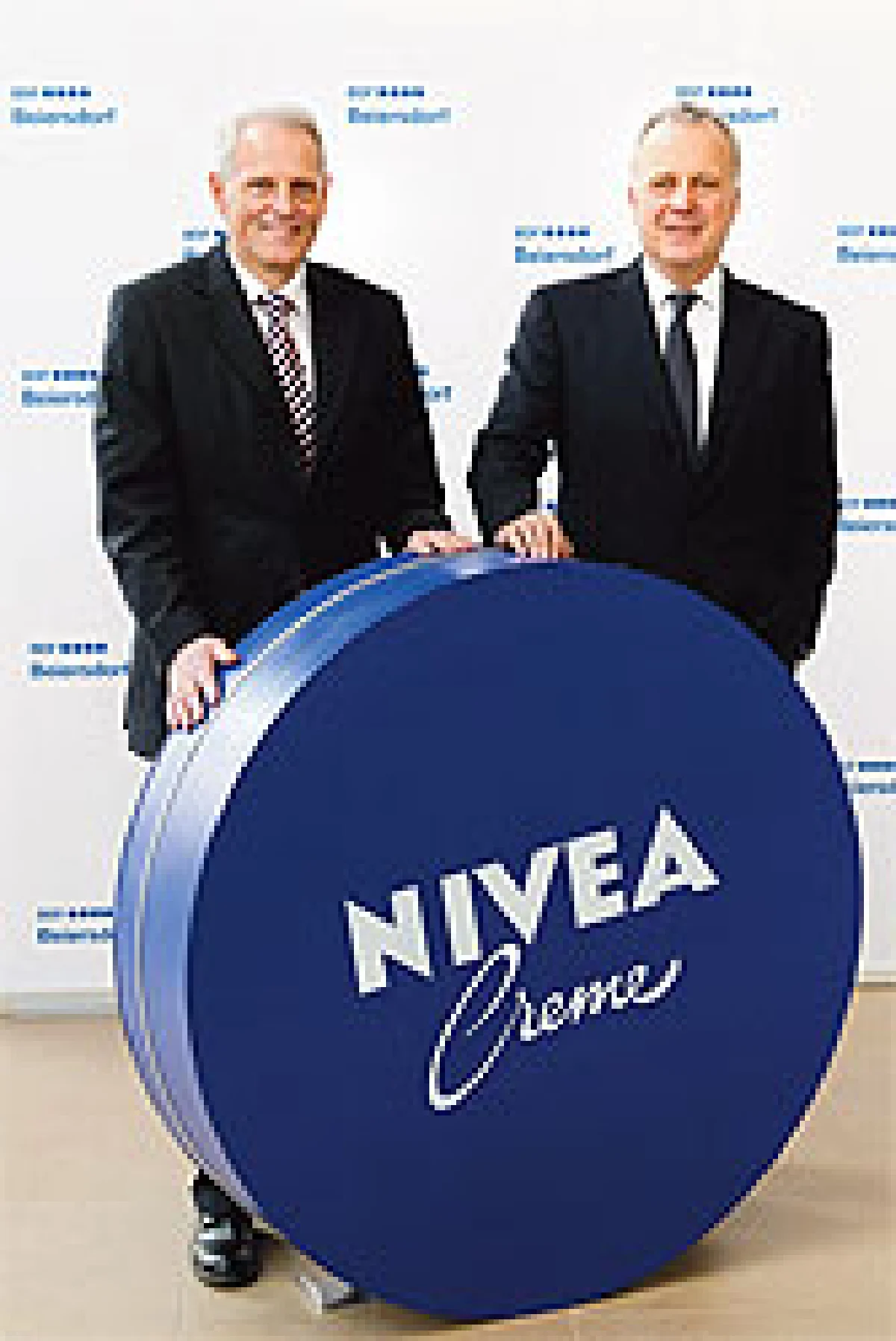 100 ปีนีเวีย การต่อสู้ที่ยังต้องเดินต่อ