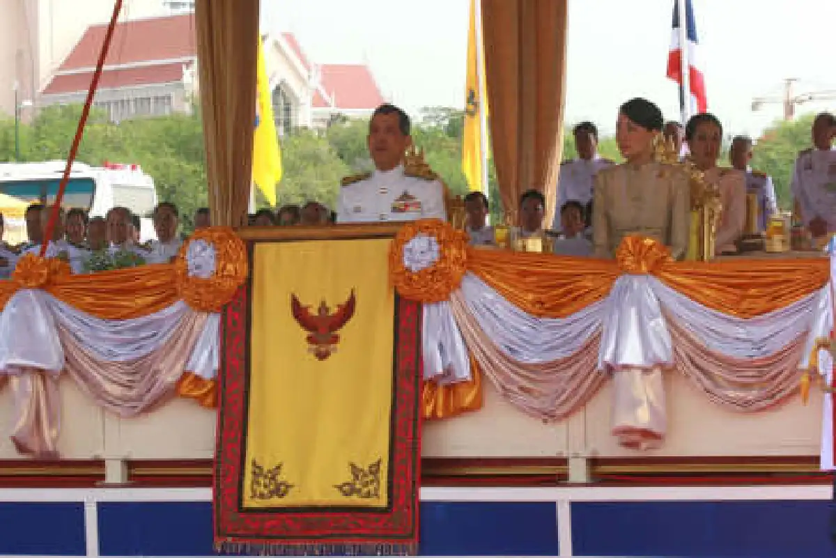 สมเด็จพระบรมฯ เสด็จพระราชพิธีพืชมงคล