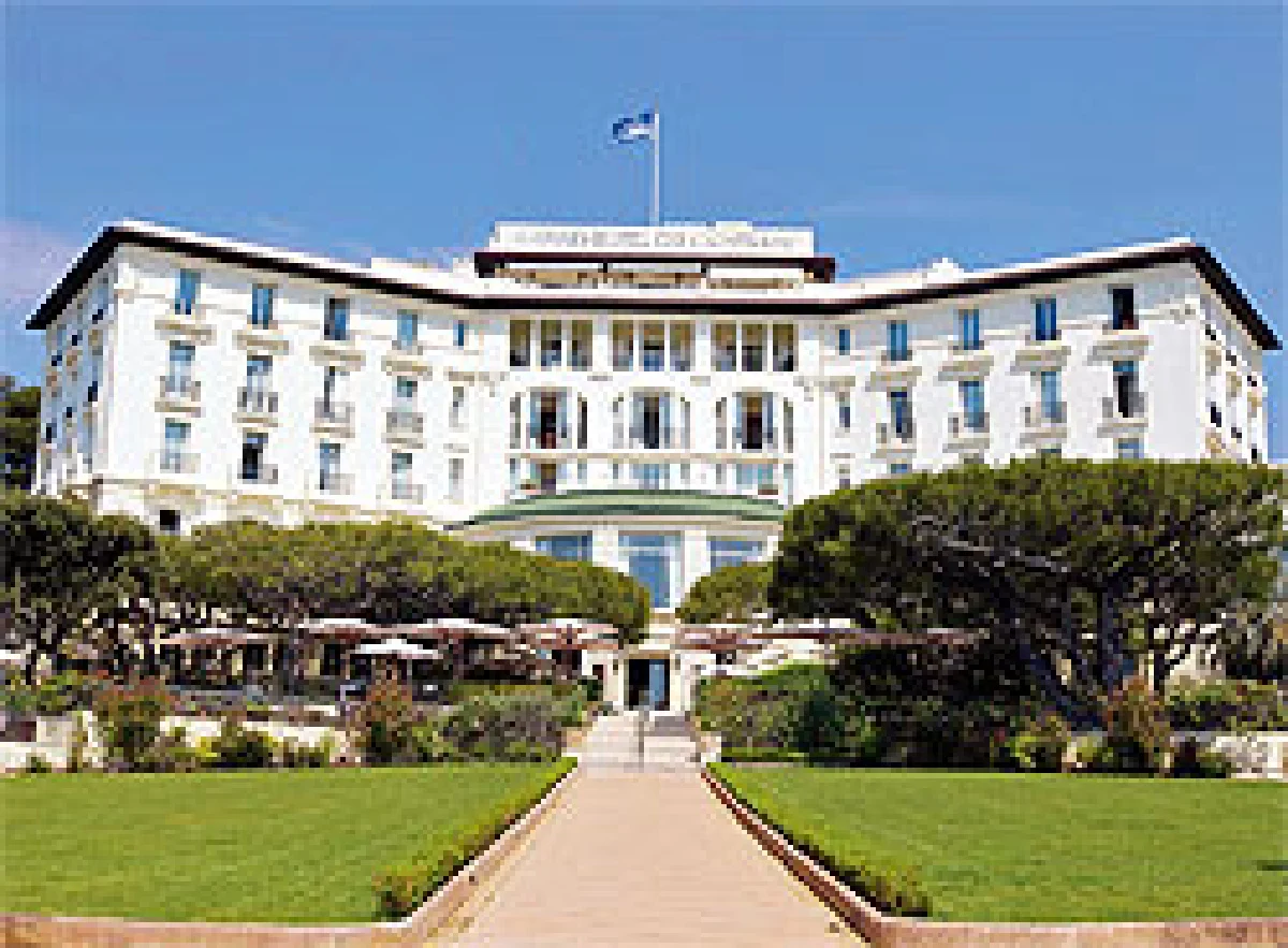 Palace โรงแรมระดับเวียงวัง