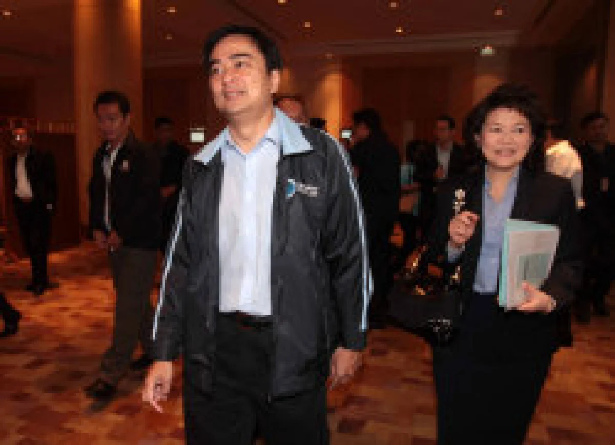 สุเทพกางโพล200ที่นั่งใครรวมเสียงมากตั้งรัฐบาล