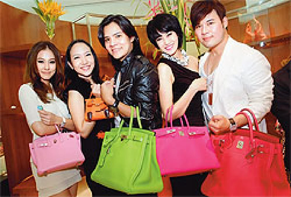 ควีนส์ ออฟ แอร์เมส ใบเนี้ย...มีแค่เงินอย่างเดียว! ซื้อไม่ได้!!!