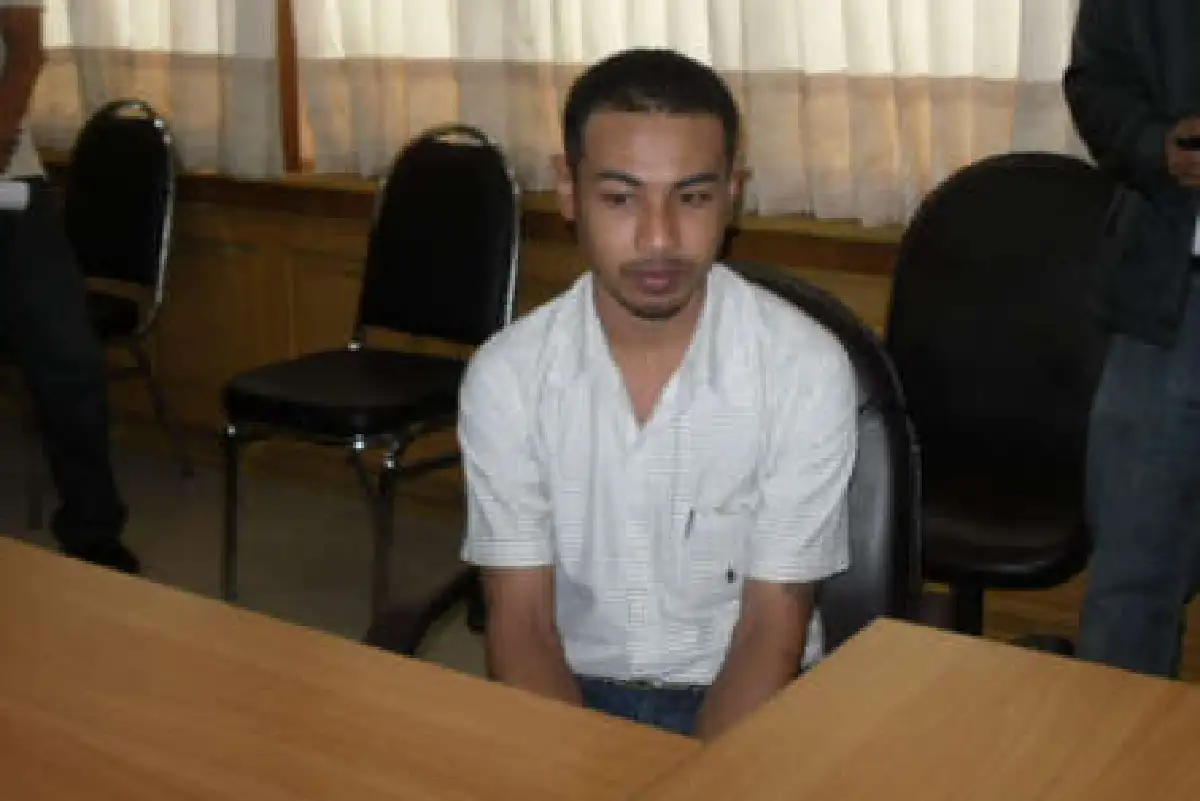 รวบมือปืนแบล็กลิสต์อันดับ5