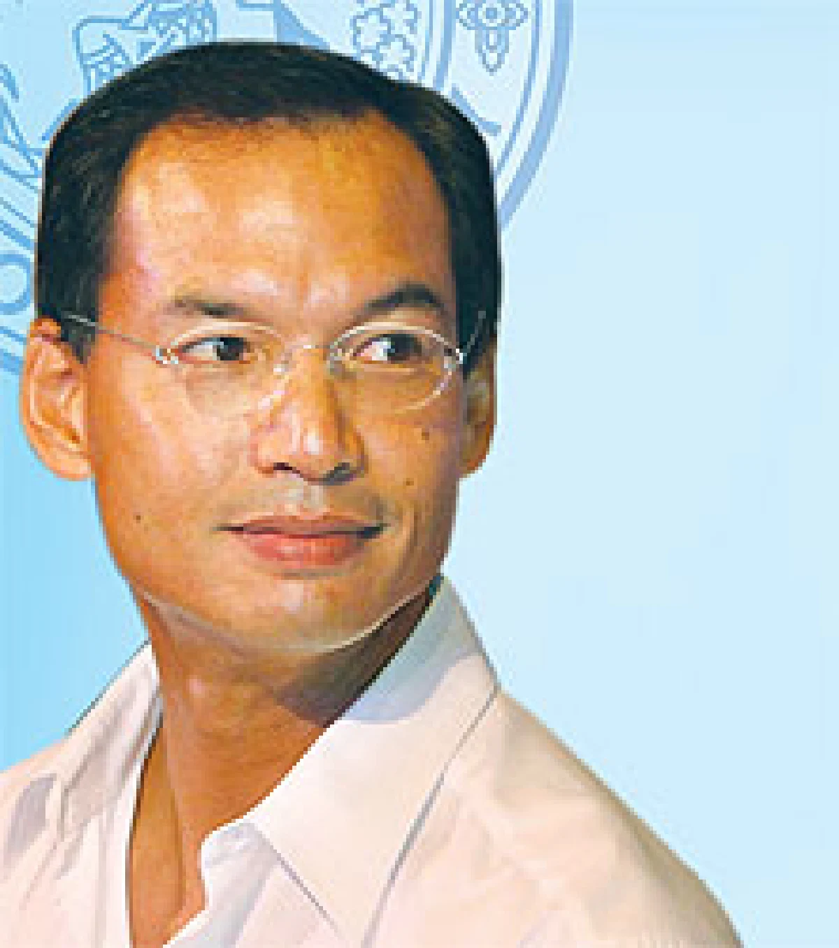 กรณ์ชิงคะแนนแรงงาน ขึ้นค่าจ้างหักภาษี 4 เท่า