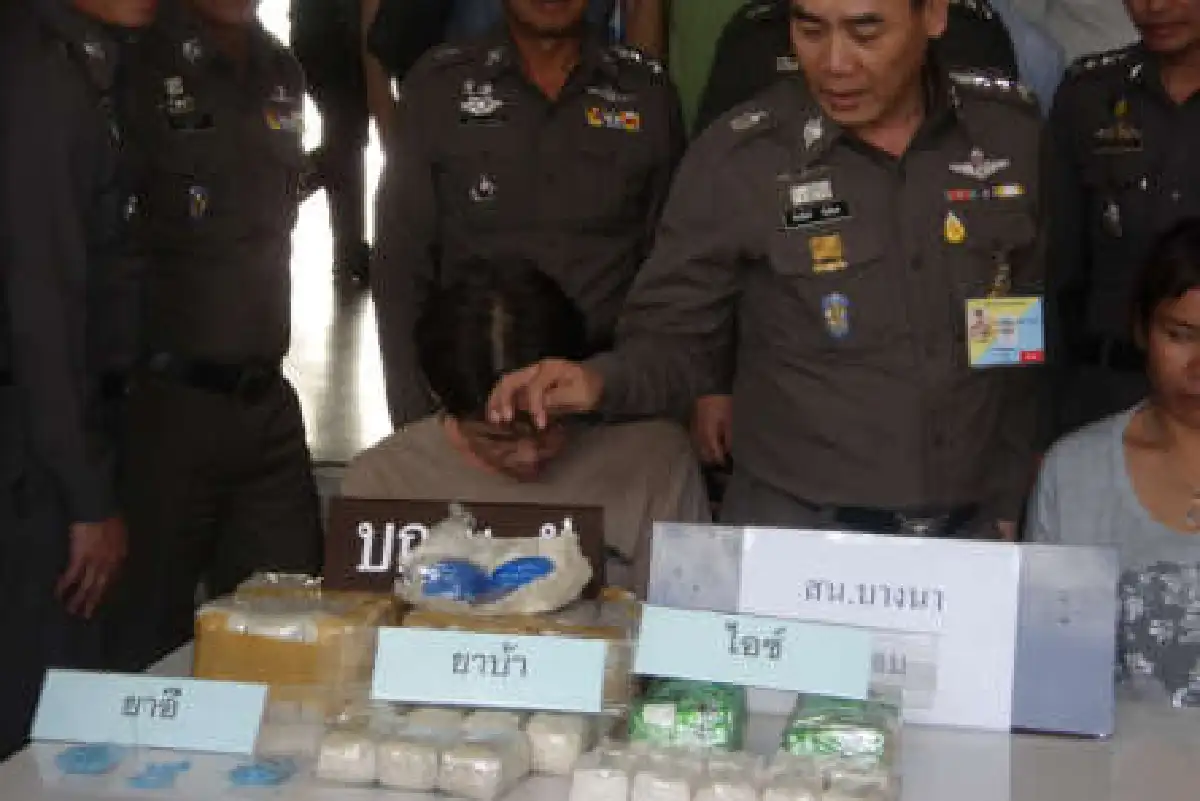 รวบค้ายารายใหญ่ย่านบางนา