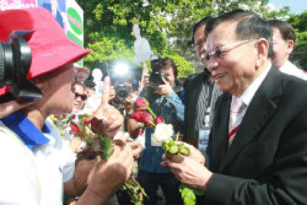 เสนาะหนุน"ประชา"ชิงนายกฯ