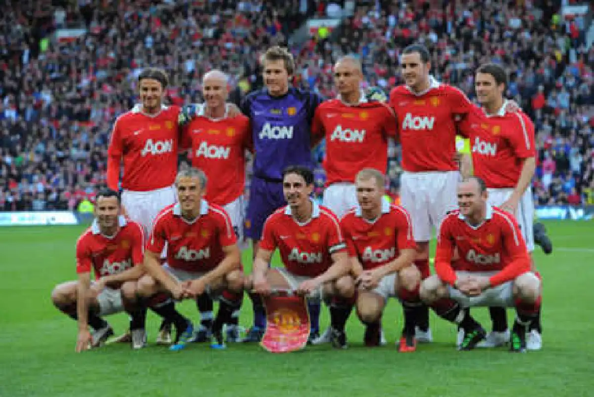 เทสติโมเนียล แมตช์ อำลา แกรี เนวิลล์