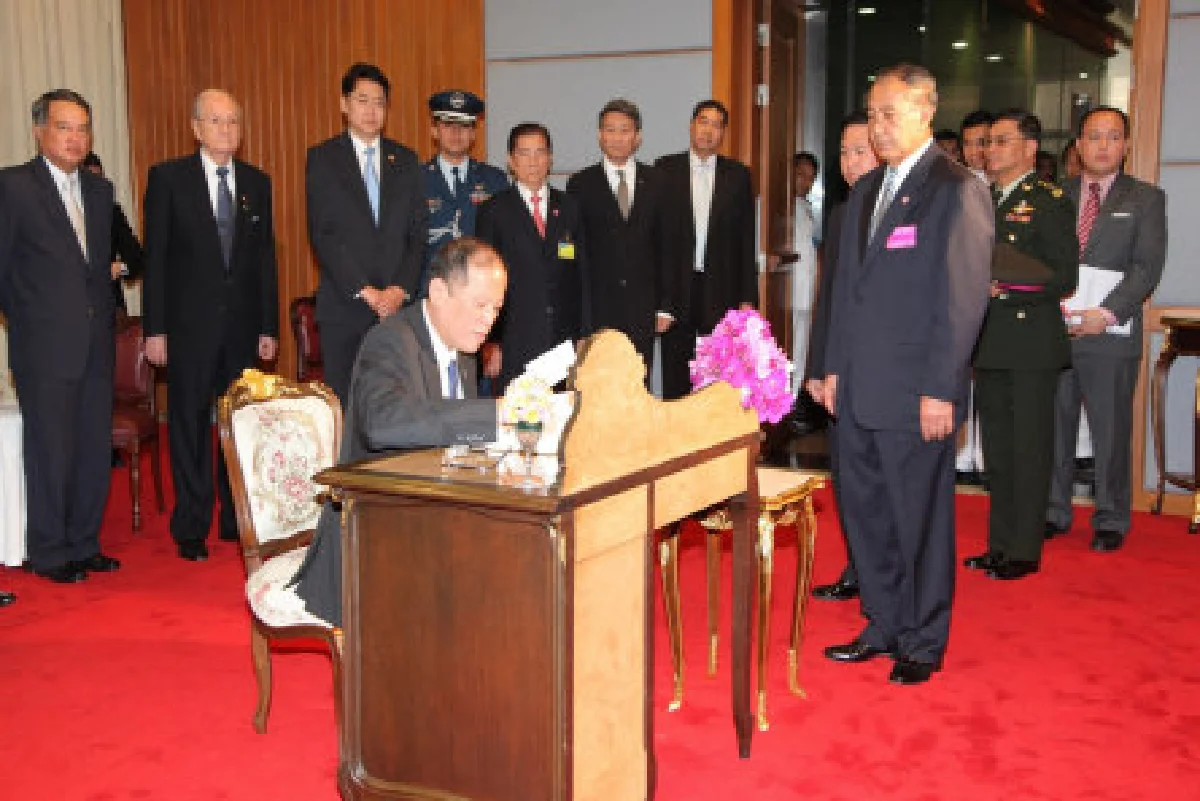 ปธน.ฟิลิปปินส์ลงนามถวายพระพร