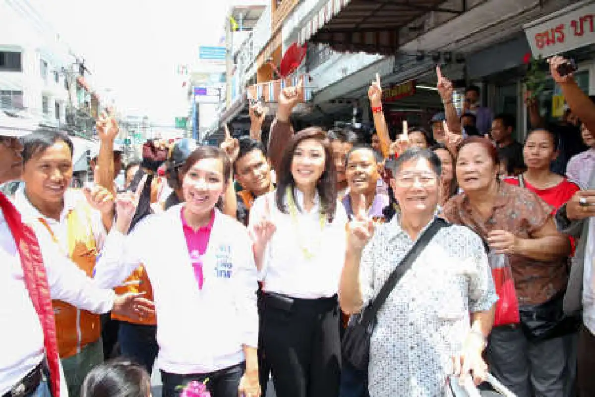 ยิ่งลักษณ์พร้อมดีเบตอภิสิทธิ์