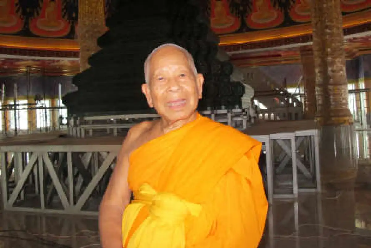 สมเด็จพระมหารัชมังคลาจารย์ พระผู้สร้างและผู้ให้แห่งวัดปากน้ำ