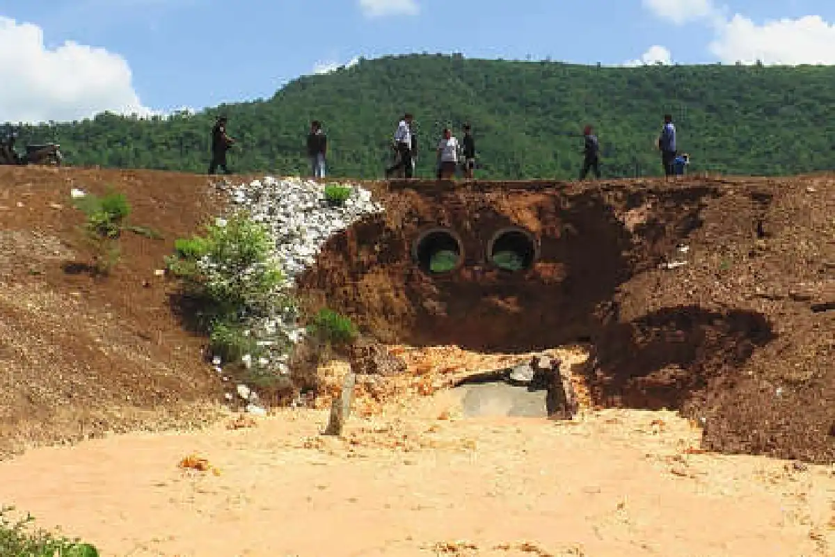 อ่างเก็บน้ำพิษณุโลกแตกท่วมบ้าน180หลัง