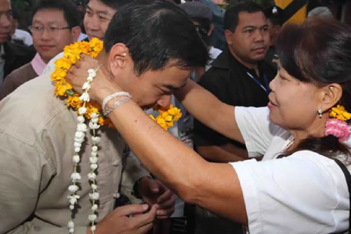 พระทักมาร์คดวงคู่แข่งเหนือกว่า