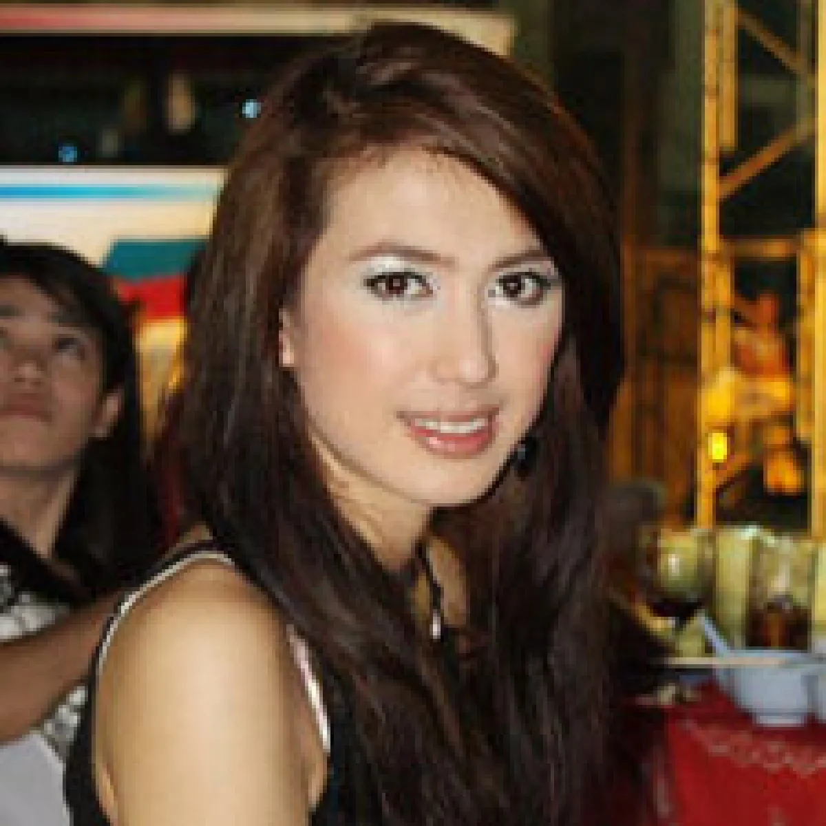 "ตุ๊กตา"ฉุน!ตื้บผอ.วิทยุอสมท.FM95