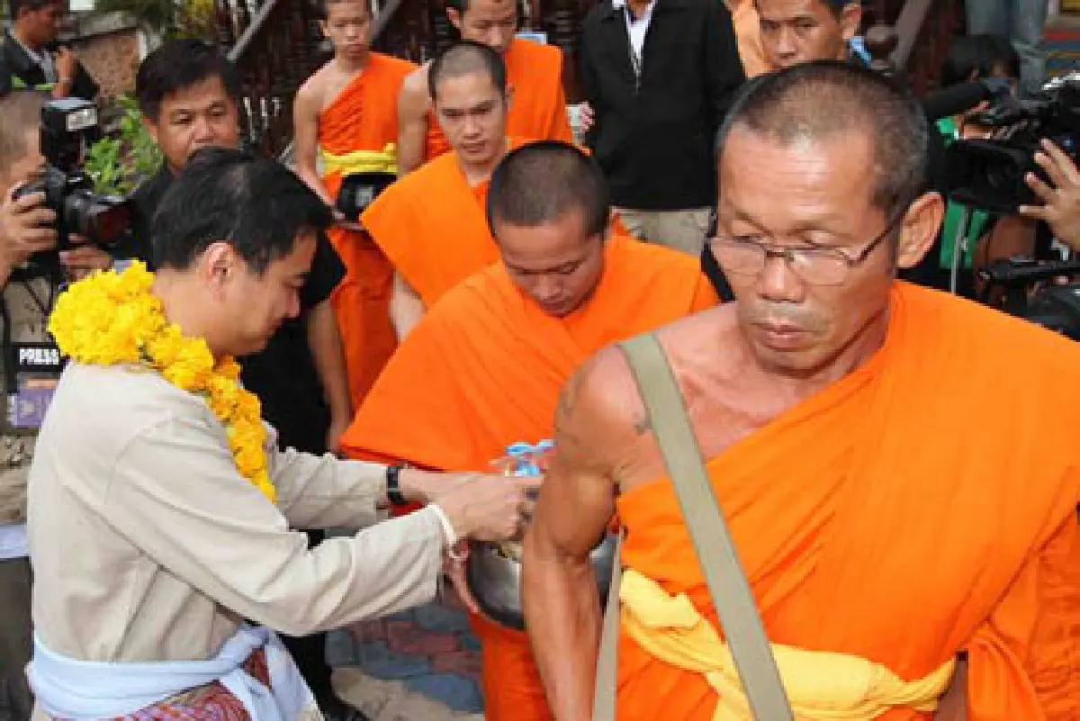 พระทักมาร์คดวงคู่แข่งเหนือกว่า
