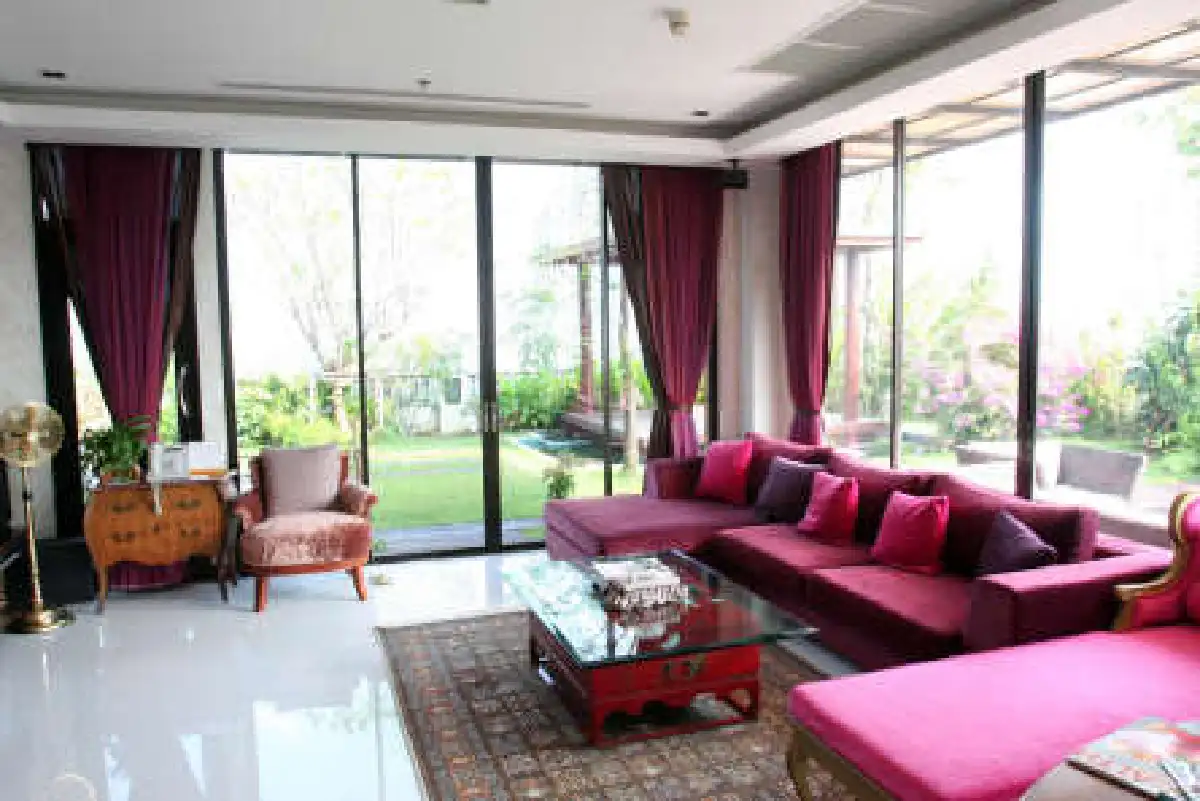 แทนธวัช เรืองศร พาชมเพนต์เฮาส์หวานผสานแกร่ง