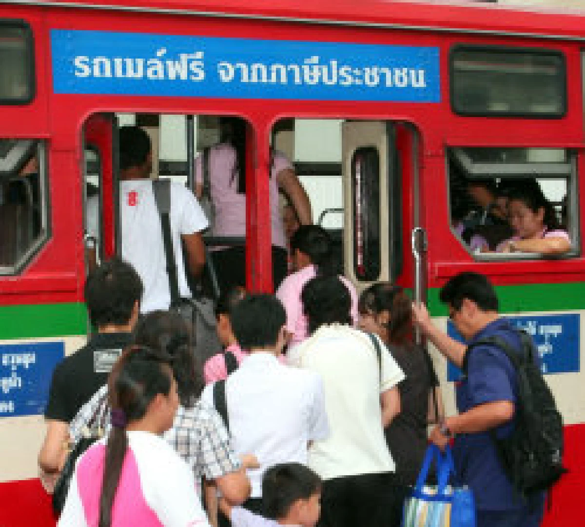 ขสมก.เล็งชงคลังยืดอายุรถเมล์ฟรี