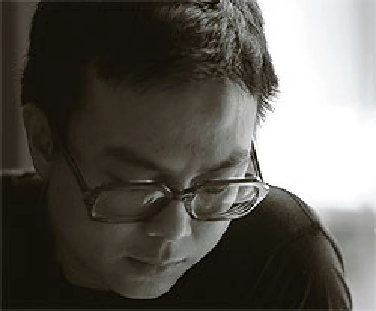 แสง-เงา ปะทะ สาระความงาม