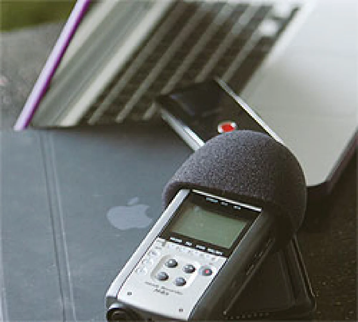 เทคโนโลยี และ แฟมมิลี แมน “จอห์น รัตนเวโรจน์”