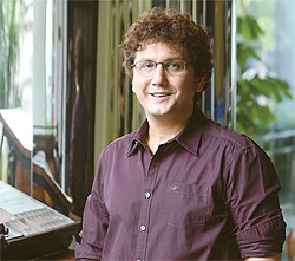 เทคโนโลยี และ แฟมมิลี แมน “จอห์น รัตนเวโรจน์”