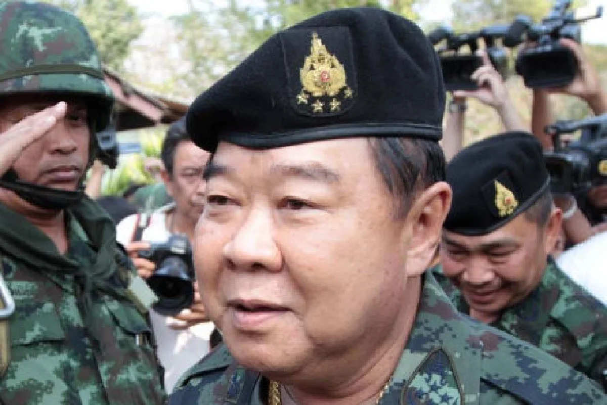 ประวิตรยันไทยไม่ถอนทหารฝ่ายเดียว